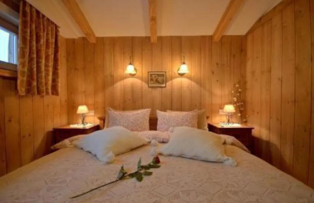 Bambi Cottage-1