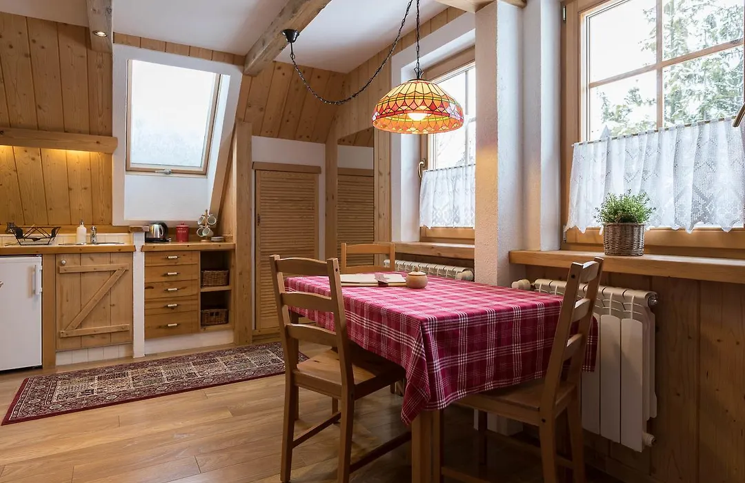 Bambi Cottage-1
